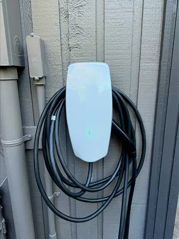 Tesla Wall Connector